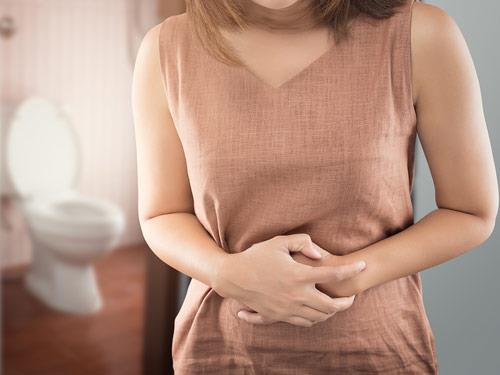 Biegunka tłuszczowa - co to jest? Przyczyny, objawy