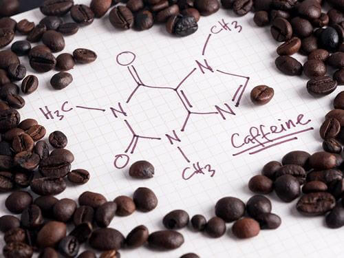 Ile kofeiny dziennie? Jaka jest zalecana dzienna dawka kofeiny?