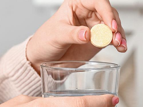 Musujące suplementy - tabletki musujące jakie wybrać?